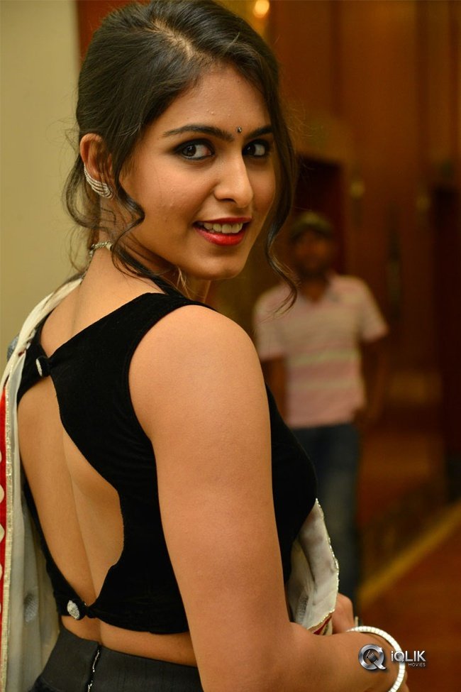 Samyuktha-Hegde-New-Pics